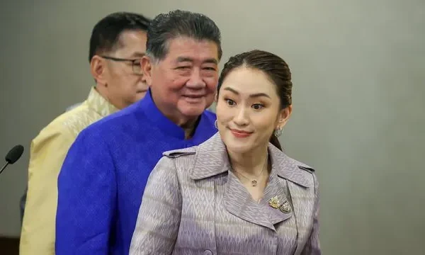 รักษาการนายกฯ
