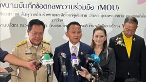 สมศักดิ์ ไม่กล้าให้คำแนะนำรัฐบาลใหม่
