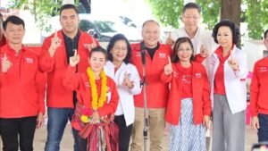 ณัฐวุฒิ โว เพื่อไทยเลือกตั้ง