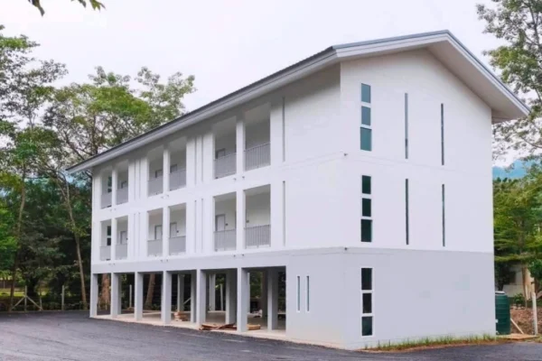 มอบอาคารหอพักครูหลังใหม่ให้