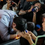 พิธา ปั่นกระแสฝั่งธนฯ รักษาแชมป์ 10 เขต