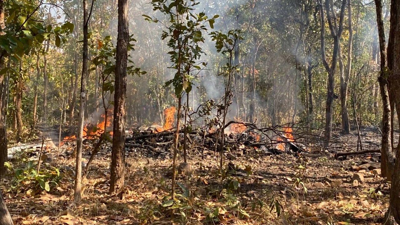 ด่วน เครื่องบิน AT-6 ตกบริเวณ อ.จอมทอง